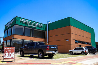 Celeiro do Sabor une buffet e churrasco &agrave; vontade por R$ 31,90
