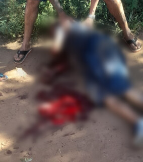 Homem &eacute; morto com tiro no olho ap&oacute;s briga por furto de botij&atilde;o