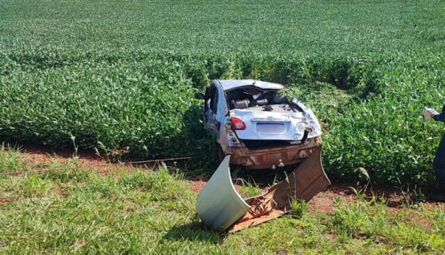 Acidente causado por buracos deixa tr&ecirc;s feridos na MS-386