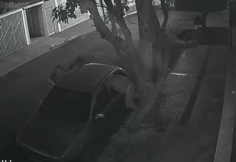 Em menos de dez minutos, assaltantes deixam preju&iacute;zo de R$ 20 mil &agrave; aposentada