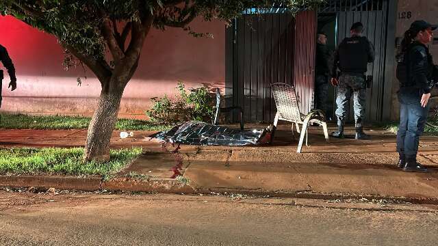 Mestre de obras &eacute; morto a facadas ap&oacute;s suspeita de ass&eacute;dio no Iracy Coelho