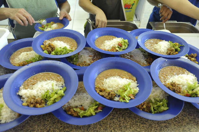  Em MS, pequenos agricultores podem vender R$ 40 milh&otilde;es para merenda escolar