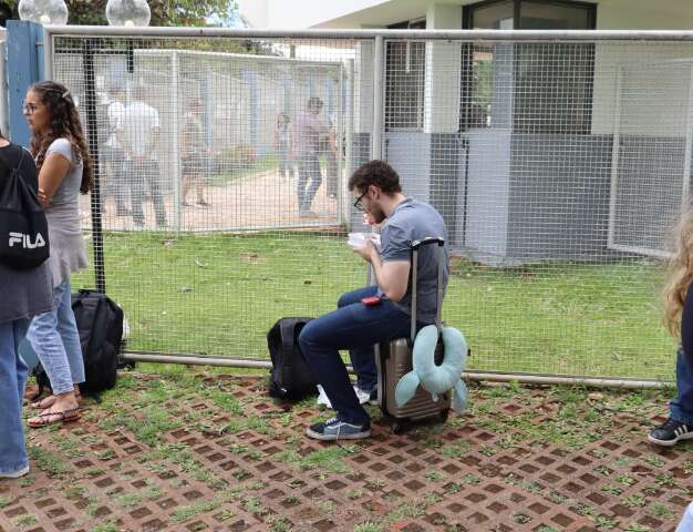 Concurseiros atravessam mais de 2 mil quil&ocirc;metros para disputar vaga no TJMS