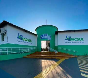 Ap&oacute;s encerramento oficial, Facsul disponibiliza atendimento para ex-alunos 
