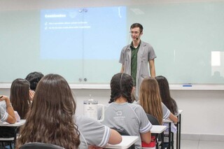 Aulas em janeiro abrem fase de readapta&ccedil;&atilde;o emocional para crian&ccedil;as e pais