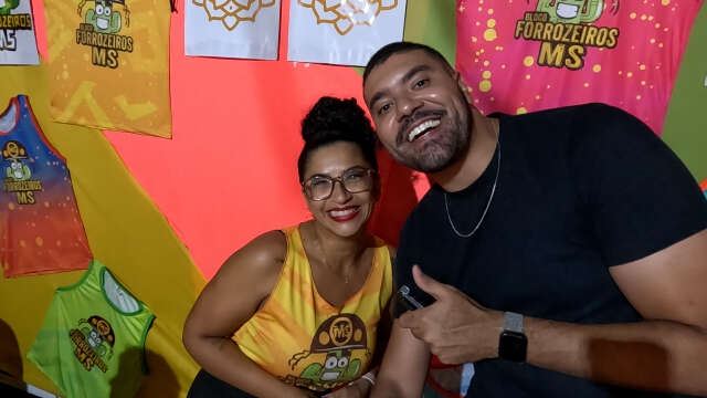 Bloco Forrozeiros faz esquenta e coloca a galera para dan&ccedil;ar at&eacute; o Carnaval