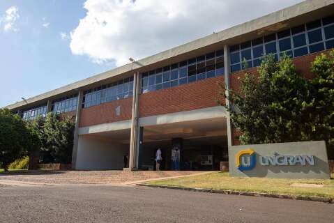 N&uacute;mero de m&eacute;dicos tamb&eacute;m foi argumento para negar abertura de outra faculdade