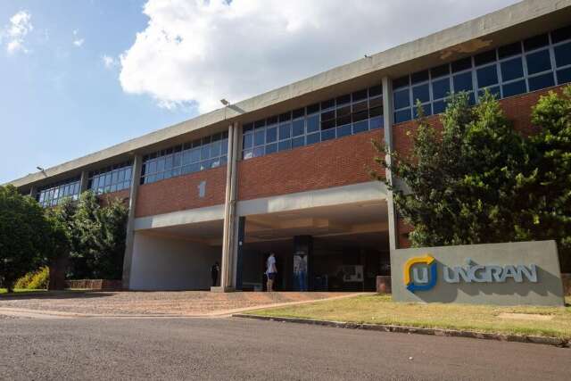 N&uacute;mero de m&eacute;dicos tamb&eacute;m foi argumento para negar abertura de outra faculdade