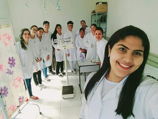 Entre jalecos e emoções, estágio antecipa o futuro de estudantes da saúde Entre jalecos e emoções, estágio antecipa o futuro de estudantes da saúde