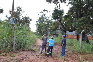Prefeitura diz que galp&atilde;o invade via p&uacute;blica e pede demoli&ccedil;&atilde;o imediata