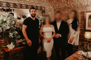 Padrinho de casamento, Zahran é acusado de dar golpe de R$ 5 milhões em casal Padrinho de casamento, Zahran é acusado de dar golpe de R$ 5 milhões em casal