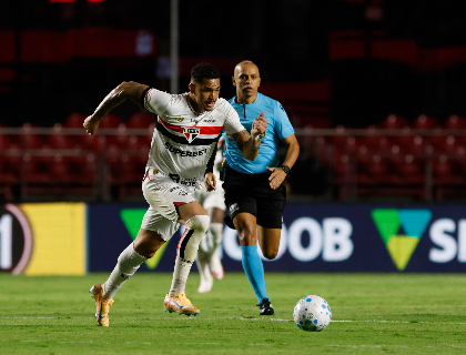 Brasileir&atilde;o tem viradas de S&atilde;o Paulo e Bahia sobre Flamengo e Corinthians