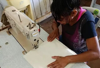 Entre linhas e saberes, artes&atilde;s Ofai&eacute; costuram renda e identidade em Brasil&acirc;ndia