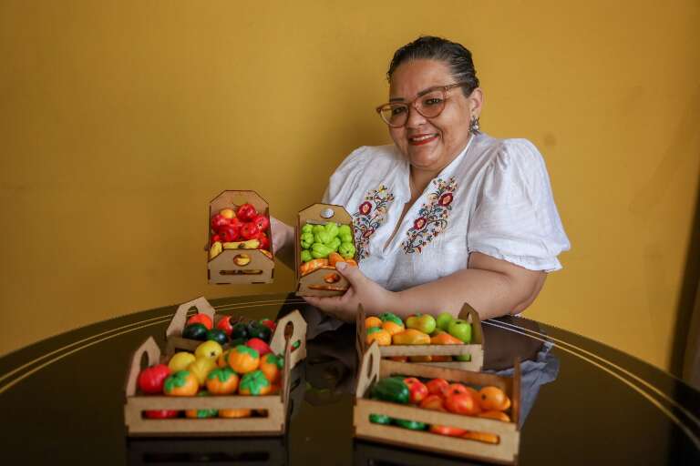 Naiara resgata memória da infância com frutas e até pão de leite ninho
