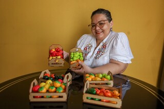 Naiara resgata mem&oacute;ria da inf&acirc;ncia com frutas e at&eacute; p&atilde;o de leite ninho