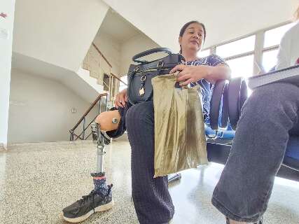 Ap&oacute;s espera de at&eacute; 2 anos, pr&oacute;teses s&atilde;o entregues para segurados do INSS 