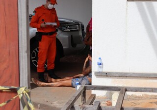 Suspeito de assassinato &eacute; preso ap&oacute;s furto a casa de idosa