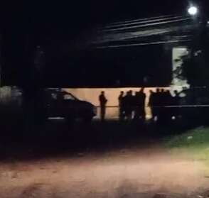 Suspeitos tentam fugir, reagem &agrave; abordagem e s&atilde;o mortos a tiros