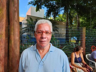 Desempregados chegam com 19h de antecedência em fila para cadastro de reserva Desempregados chegam com 19h de antecedência em fila para cadastro de reserva