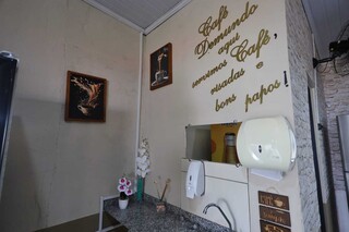 Do cafezal ao balc&atilde;o, Walter aposta na confian&ccedil;a para servir caf&eacute;