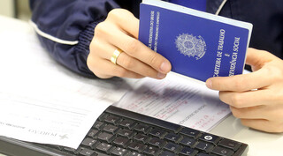 Brasil fecha 2025 com o menor desemprego da hist&oacute;ria e renda em alta