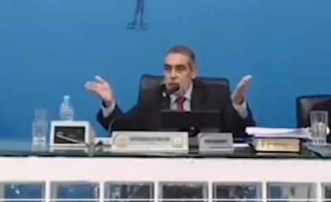 Ap&oacute;s dizer para colega &ldquo;usar o restante do corpo&rdquo;, vereador &eacute; absolvido pelo TRE