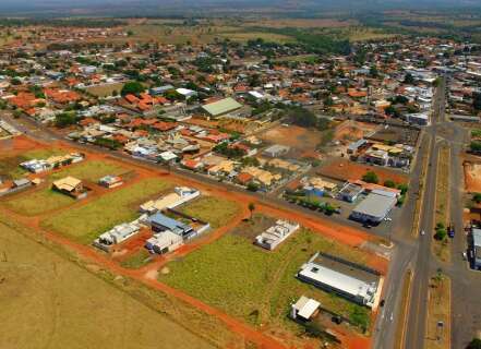 Compra de &ocirc;nibus usados para estudantes gera multa contra prefeito