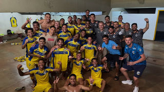 Dourados bate &Aacute;guia Negra com p&ecirc;nalti e Naviraiense triunfa de virada