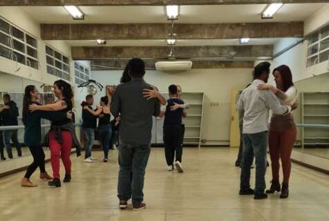 Inscri&ccedil;&otilde;es abertas para primeira especializa&ccedil;&atilde;o em Dan&ccedil;a de Sal&atilde;o de MS