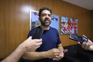 Em reuni&atilde;o de emerg&ecirc;ncia com vereadores, prefeitura tenta manter taxa de lixo