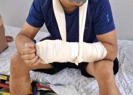 Internado h&aacute; dias, mec&acirc;nico aguarda cirurgia e fam&iacute;lia teme perda de movimentos