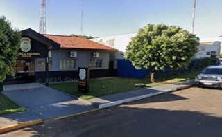 Homem é encontrado morto com tiro na cabeça no meio da rua Homem é encontrado morto com tiro na cabeça no meio da rua