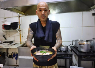 Chef japonês Shindo Michihiko revelou segredos do autêntico lámen Chef japonês Shindo Michihiko revelou segredos do autêntico lámen