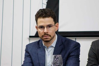 Cirurgias remotas chegam a MS com rob&ocirc; chin&ecirc;s de R$ 10 milh&otilde;es