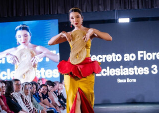 Inspirada no pau-brasil, Beca leva pe&ccedil;a de MS para desfile em Londres