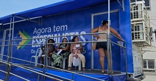 Carreta do SUS com exames e consultas vai ficar 30 dias em Coxim Carreta do SUS com exames e consultas vai ficar 30 dias em Coxim