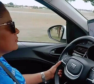 Gl&aacute;ucia via perrengue da mulherada e fez app de corrida s&oacute; para elas