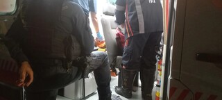 Mulher esfaqueia companheiro no rosto e alega ter sido agredida