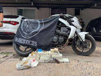 Ofensiva contra o tr&aacute;fico prende quatro e apreende R$ 23 mil em esp&eacute;cie