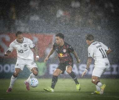 Bragantino bate Atl&eacute;tico-MG e lidera rodada marcada por empates