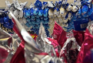Ovos de P&aacute;scoa chegam antes do Carnaval e os pre&ccedil;os j&aacute; assustam