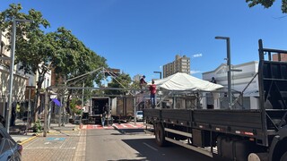 Lojista reclama de bloquinho de deputada que interditou trecho da 14 de Julho