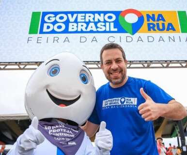 Com presen&ccedil;a de Boulos, a&ccedil;&atilde;o Governo do Brasil na Rua leva servi&ccedil;os ao Lageado