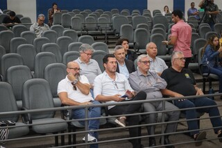 Audi&ecirc;ncia exp&otilde;e divis&atilde;o sobre veto &agrave; taxa do lixo e impacto no IPTU