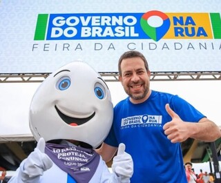 Com presen&ccedil;a de Boulos, a&ccedil;&atilde;o Governo do Brasil na Rua leva servi&ccedil;os ao Lageado