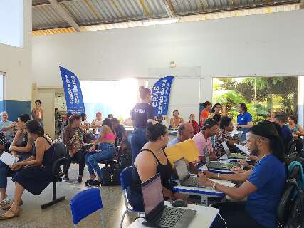 Prefeitura convoca 300 candidatos para fila de vagas do PRIMT; confira a lista