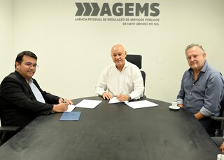 Corumb&aacute; acende um novo modelo de controle da ilumina&ccedil;&atilde;o p&uacute;blica