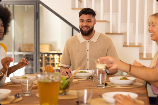 Boas maneiras &agrave; mesa v&atilde;o al&eacute;m do prato
