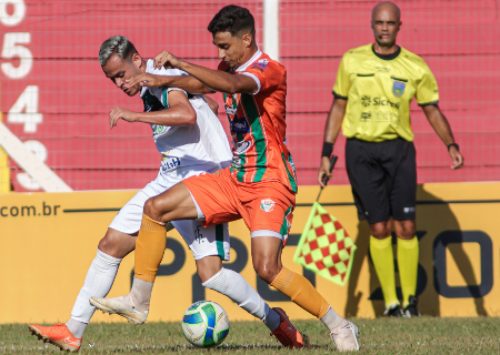 Naviraiense vence o Pantanal fora de casa e assume vice-lideran&ccedil;a do estadual