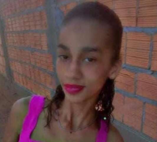 M&atilde;e procura por adolescente que saiu de casa h&aacute; 52 dias